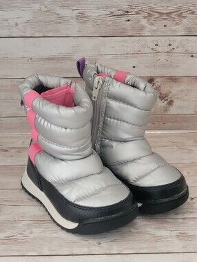 Wonder Nation Toddler Girls Puffy Winter Snow Boots - Size 7 -Silver/Pink Accent